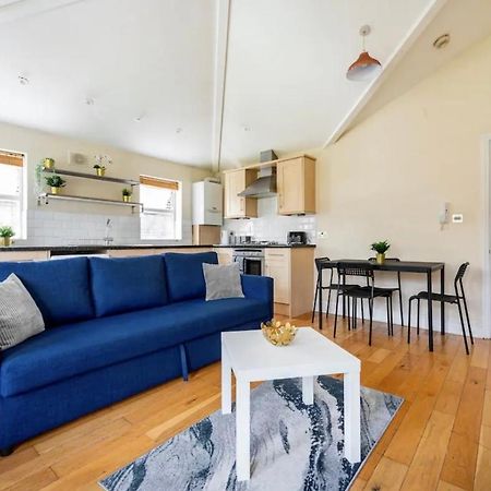 Lovely 3-Bed 20 Minutes To Central London Eksteriør bilde
